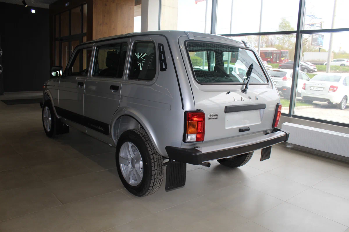 Lada Niva Legend 5д - фото №2